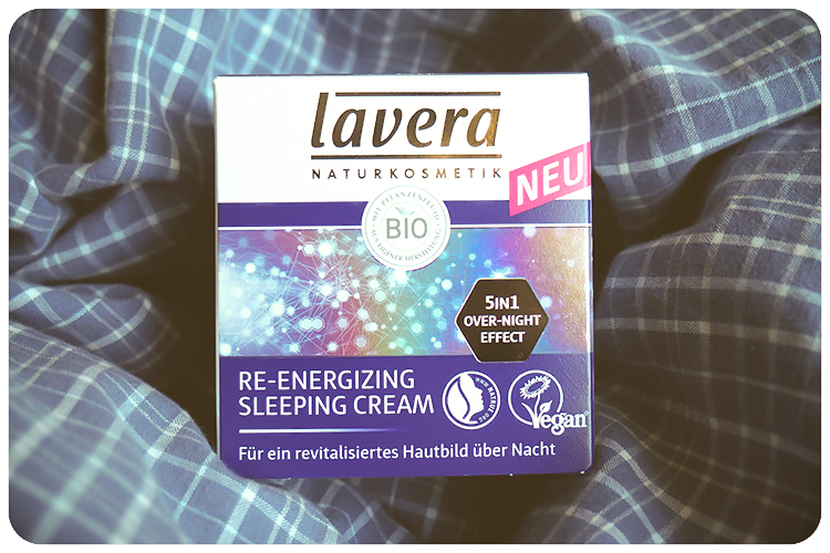 lavera reenergizing sleeping cream6